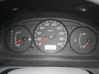 2000 Mazda Demio Pictures