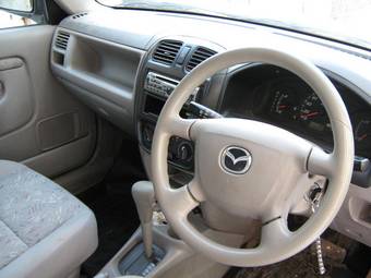 2000 Mazda Demio Photos