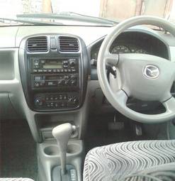 2000 Mazda Demio Photos