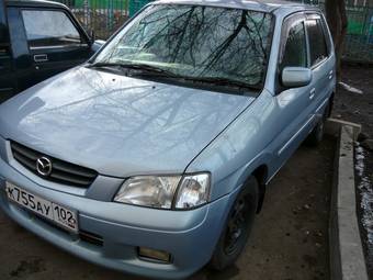 2000 Mazda Demio Pictures