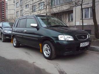 2000 Mazda Demio Photos