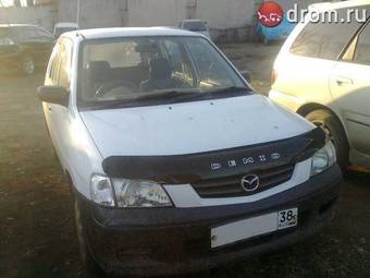 2000 Mazda Demio Pictures