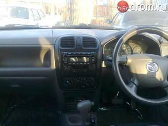 2000 Mazda Demio Photos