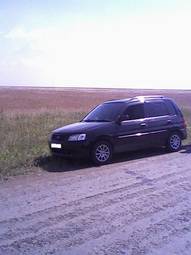 2000 Mazda Demio Images