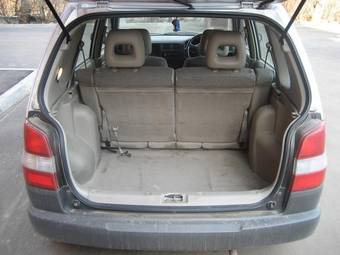 2000 Mazda Demio Images
