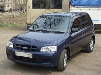 2000 Mazda Demio Photos