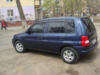 2000 Mazda Demio Pictures