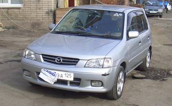 2000 Mazda Demio Photos