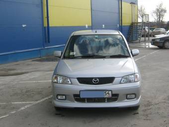 2000 Mazda Demio Pictures