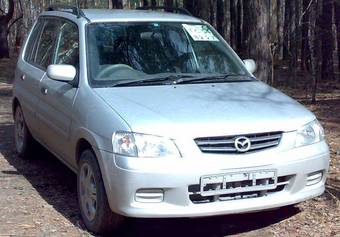 2000 Mazda Demio Pictures