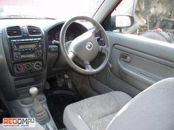 2000 Mazda Demio Photos