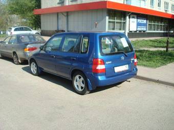 2000 Mazda Demio Pictures