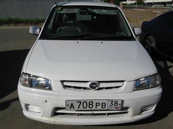 2000 Mazda Demio Pictures