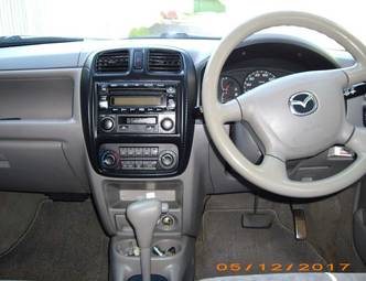 2000 Mazda Demio Pictures