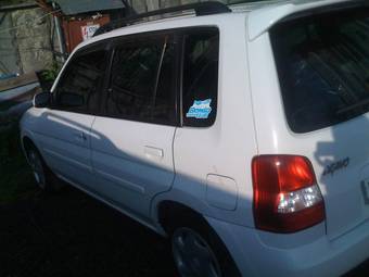 2000 Mazda Demio Pictures