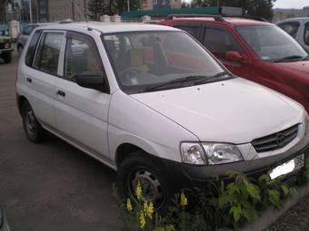 2000 Mazda Demio Pictures