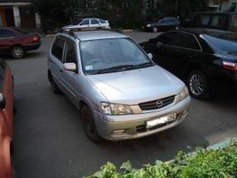 2000 Mazda Demio Pictures