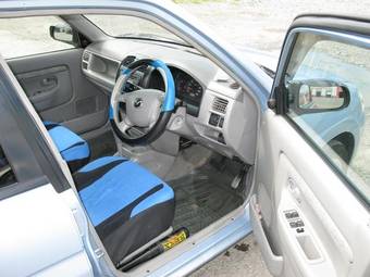 2000 Mazda Demio For Sale