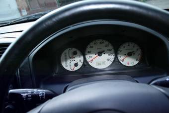 2000 Mazda Demio Photos