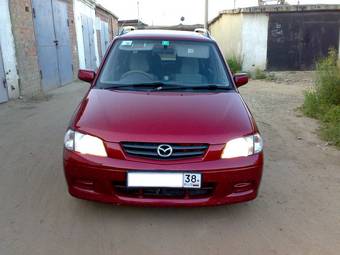2000 Mazda Demio Photos