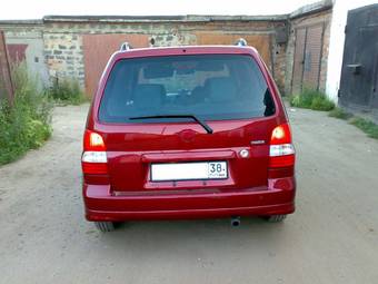2000 Mazda Demio Pictures