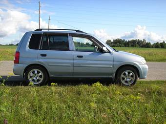 2000 Mazda Demio Photos