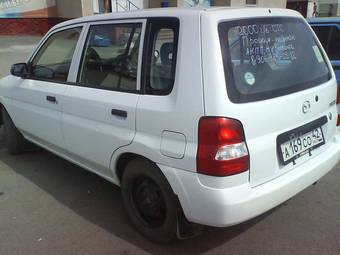 2000 Mazda Demio Photos