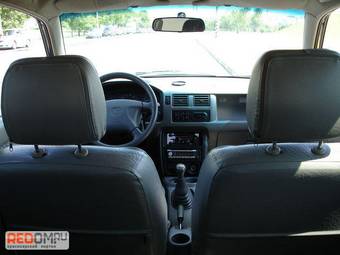 2000 Mazda Demio Photos