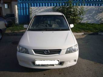 2000 Mazda Demio Photos