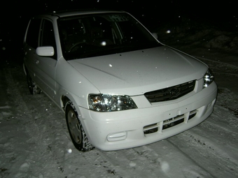 2001 Mazda Demio