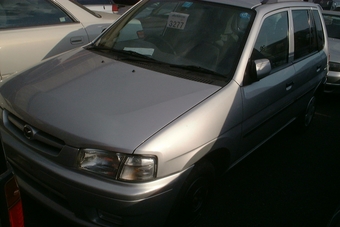 2001 Mazda Demio