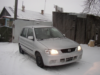 2001 Mazda Demio