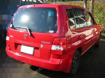 2001 Mazda Demio