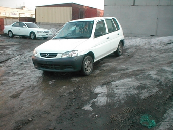 2001 Mazda Demio