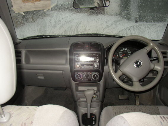 2001 Mazda Demio