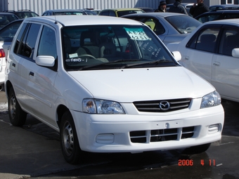 2001 Mazda Demio