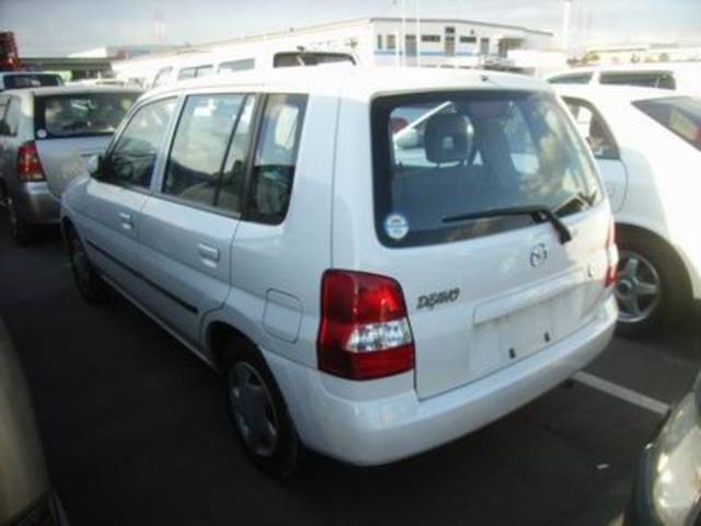 2001 Mazda Demio