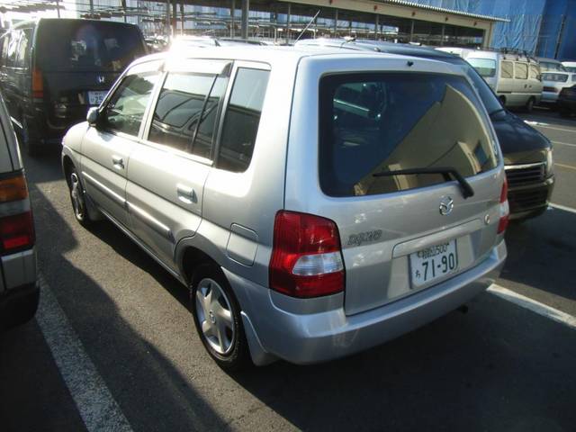 2001 Mazda Demio