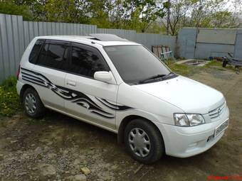 2001 Mazda Demio