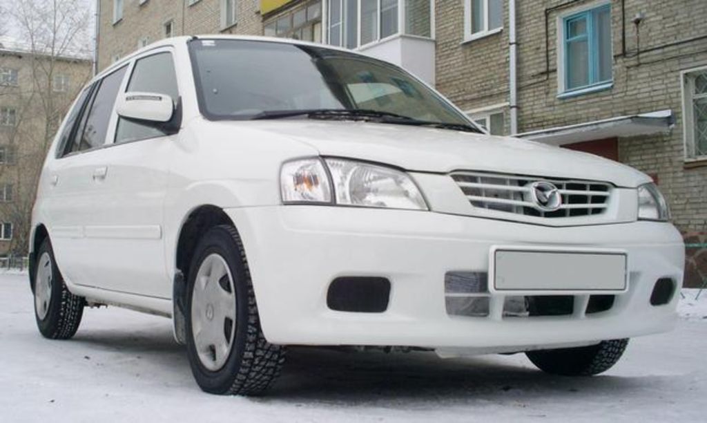 2001 Mazda Demio