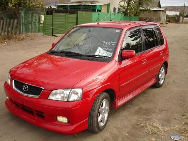 2001 Mazda Demio