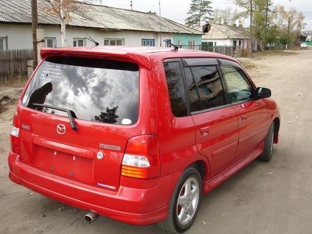 2001 Mazda Demio