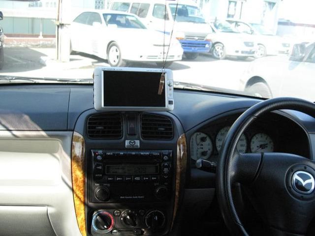 2001 Mazda Demio