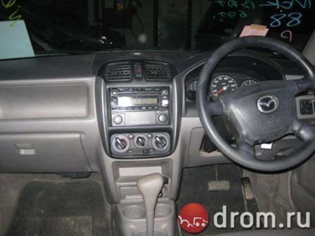 2001 Mazda Demio