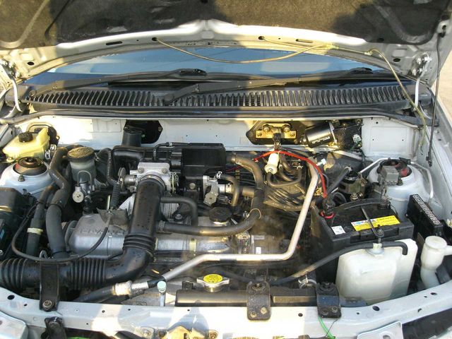 2001 Mazda Demio