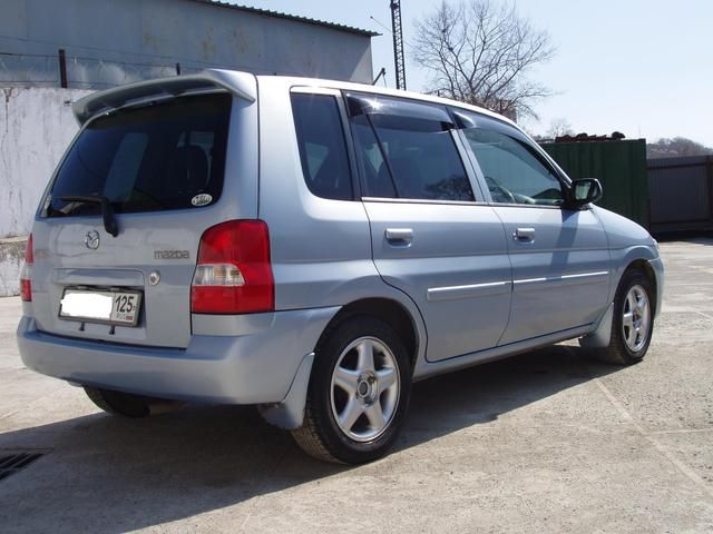 2001 Mazda Demio
