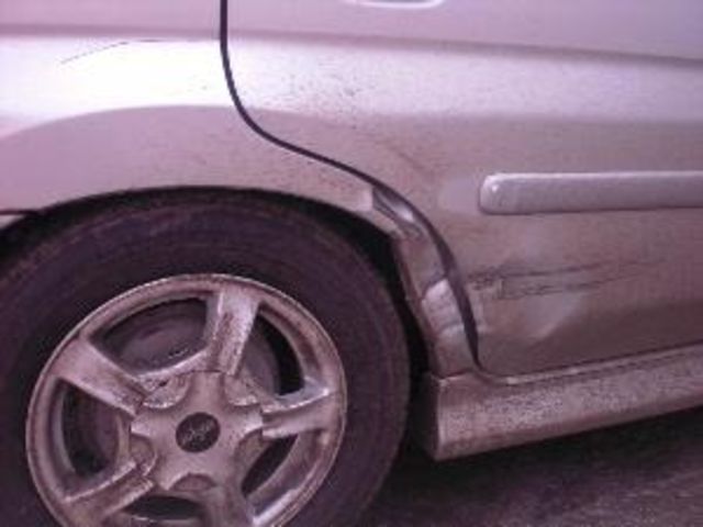 2001 Mazda Demio