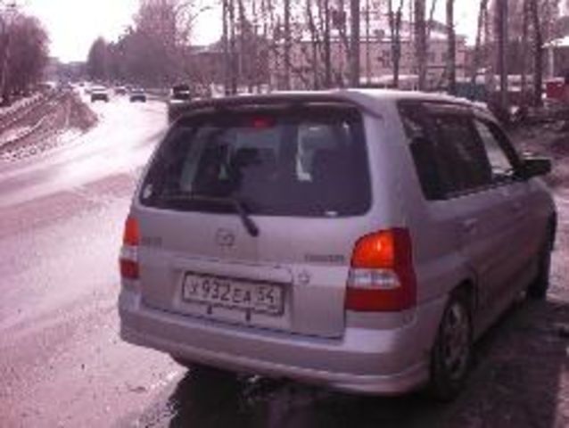 2001 Mazda Demio