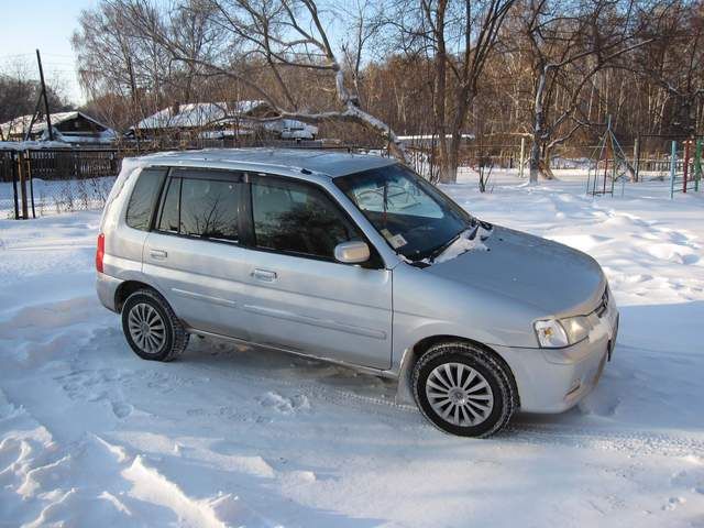 2001 Mazda Demio