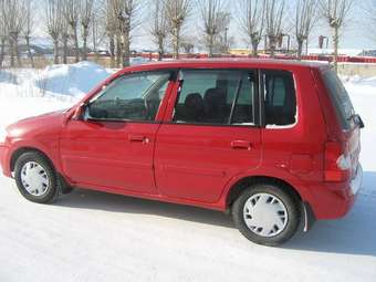 2001 Mazda Demio